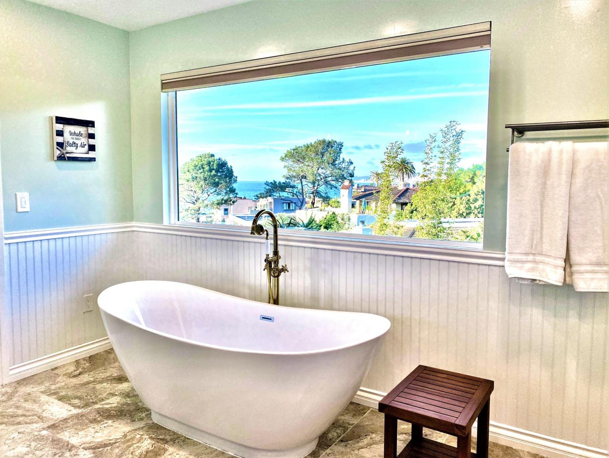 T1740 - Ocean View Estate